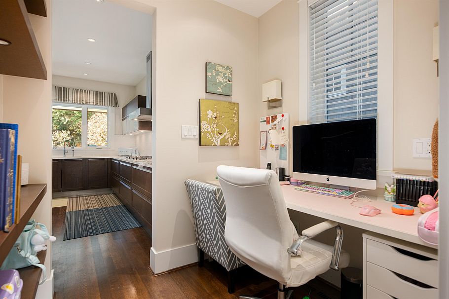 6467 Larch Street Vancouver, BC - 17