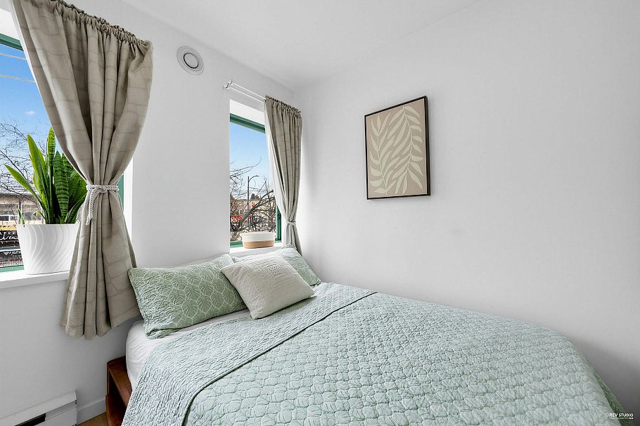 107 189 E 16th Avenue Vancouver, BC - 13