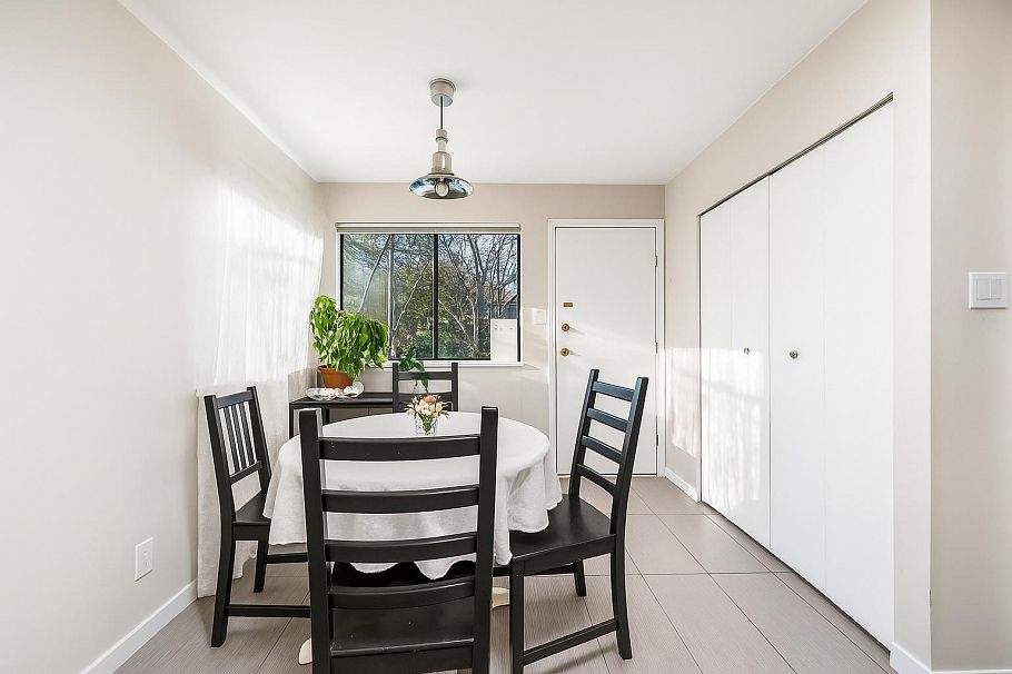 3003 NW Sunnyhurst Road North Vancouver, BC - 9