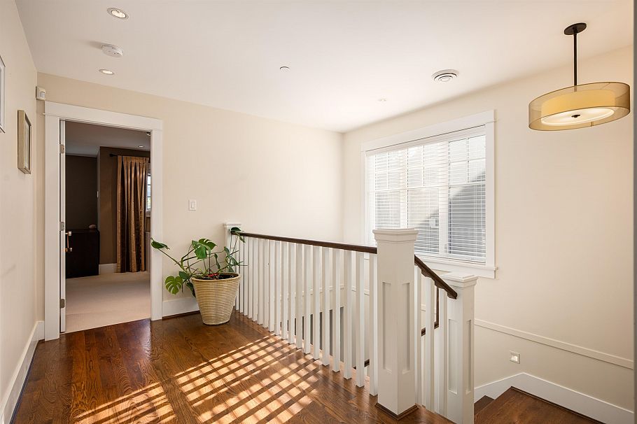 6467 Larch Street Vancouver, BC - 20