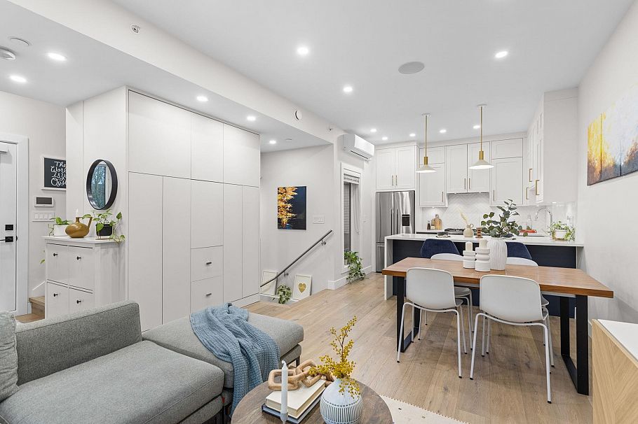 3187 Prince Edward Street Vancouver, BC - 2