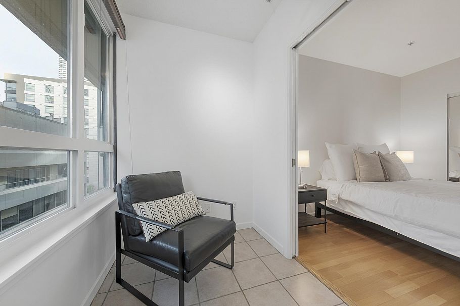 907 1177 Hornby Street Vancouver, BC - 20