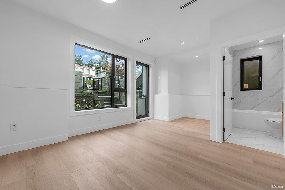 2 262 E 65th Avenue Vancouver, BC - 12