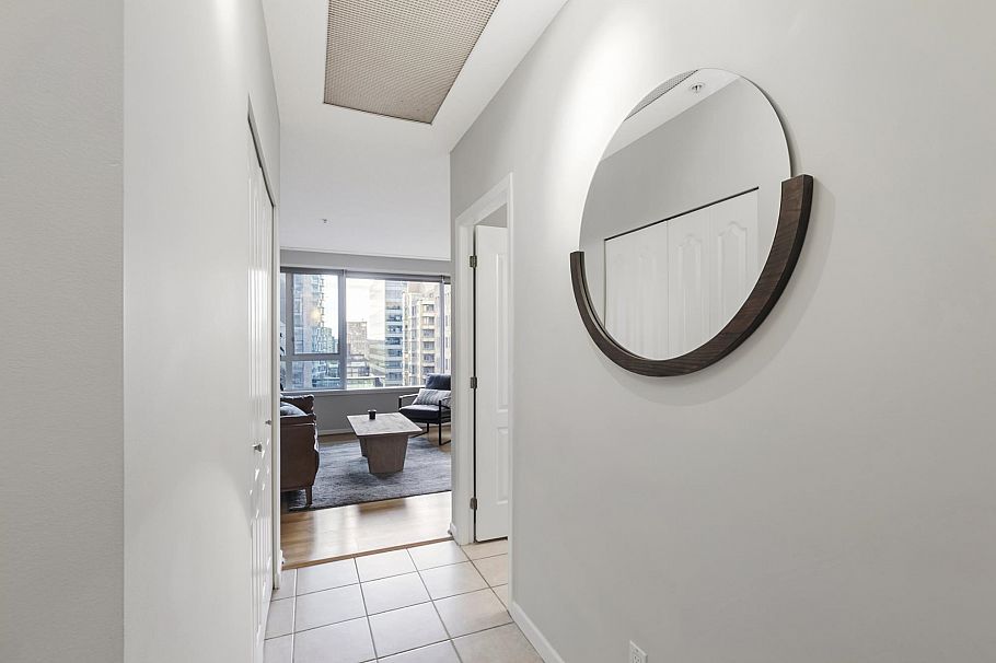 907 1177 Hornby Street Vancouver, BC - 21