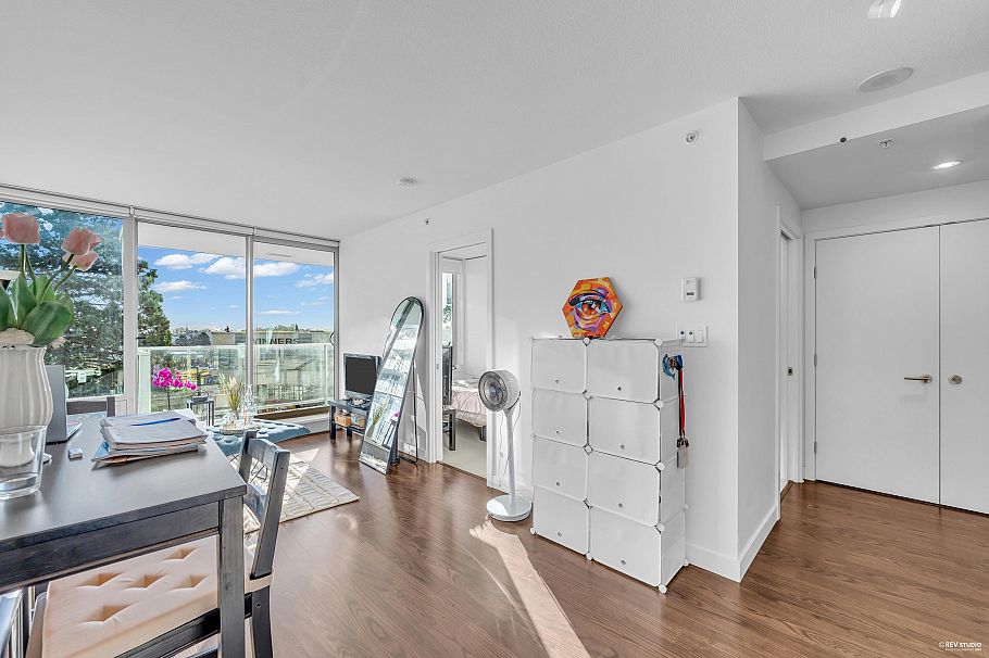 504 8131 Nunavut Lane Vancouver, BC - 8