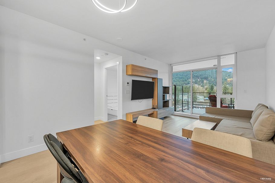 607 2780 Valley Centre Avenue North Vancouver, BC - 12