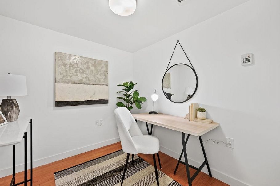 304 221 E 3rd Street North Vancouver, BC - 6