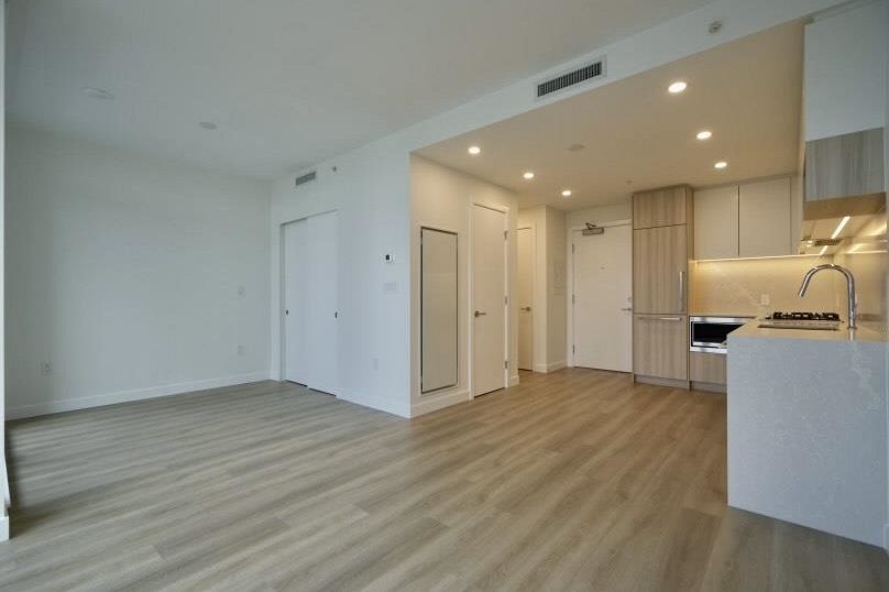 3303 6087 Wilson Avenue Burnaby, BC - 5