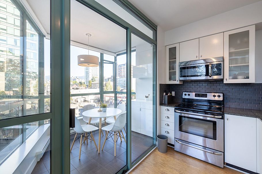 404 1238 Burrard Street Vancouver, BC - 14