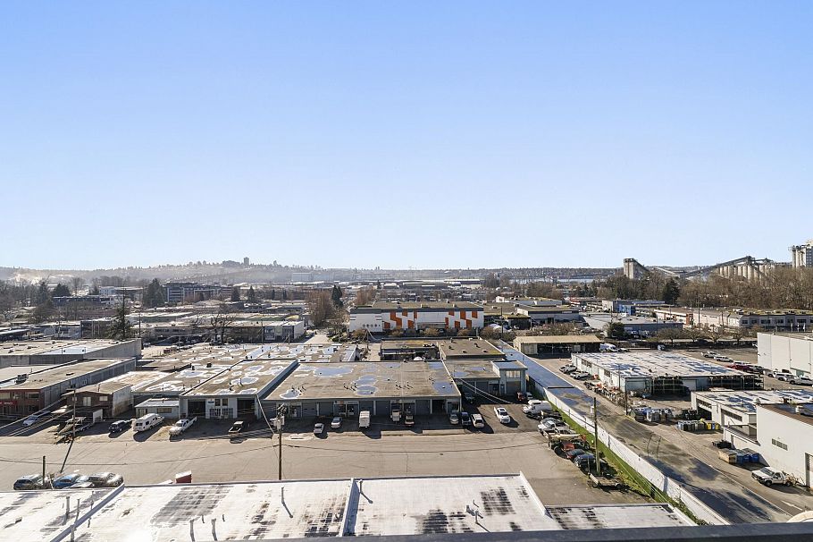 1004 1401 Hunter Street North Vancouver, BC - 16