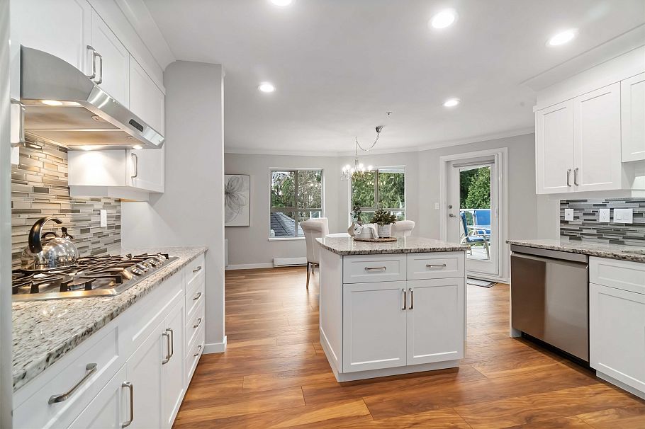 401 1281 Parkgate Avenue North Vancouver, BC - 13