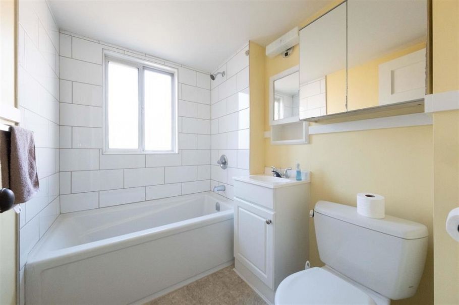 3211 Catalina Crescent Richmond, BC - 11