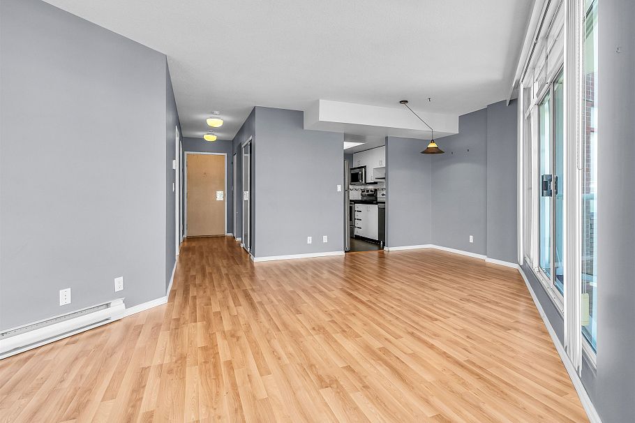 903 130 E 2nd Street North Vancouver, BC - 11