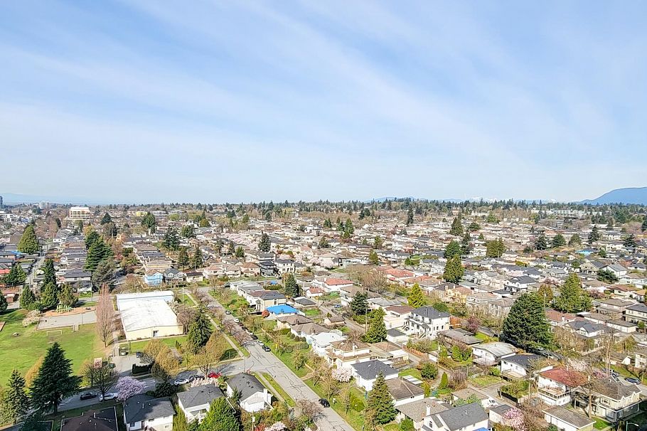 2601 8131 Nunavut Lane Vancouver, BC - 11