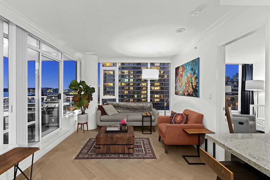 602 133 E Esplanade North Vancouver, BC - 10