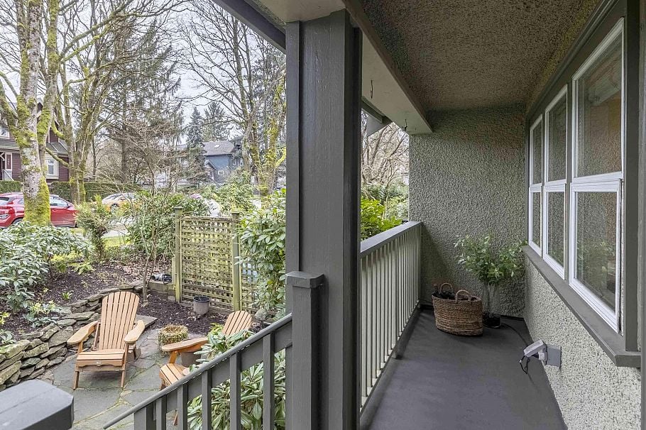 181 W 13th Avenue Vancouver, BC - 4