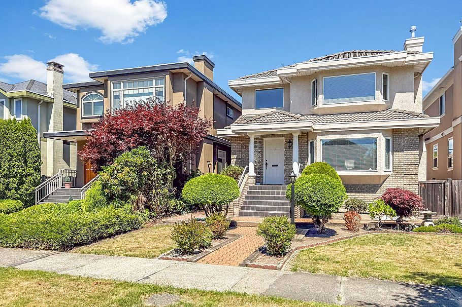 2755 W 20th Avenue Vancouver, BC - 5