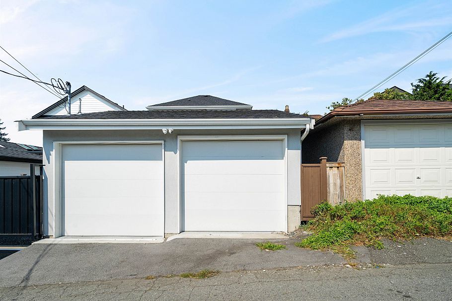 3448 Pandora Street Vancouver, BC - 25
