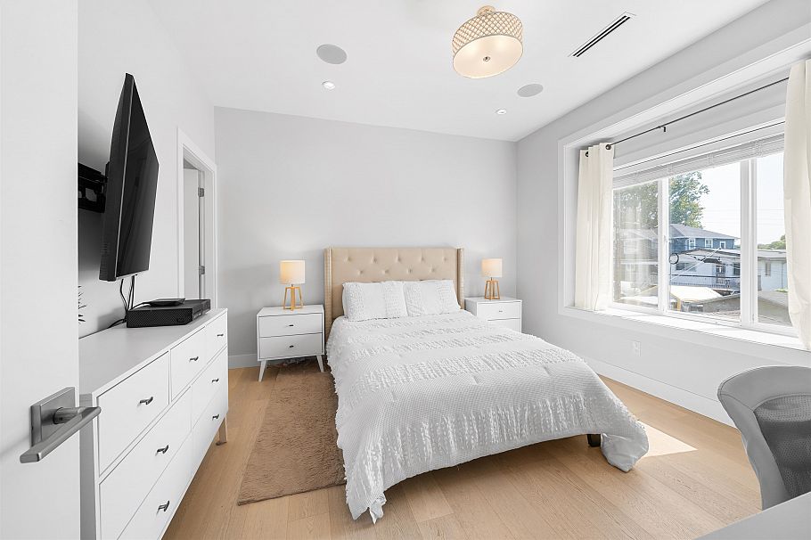 3448 Pandora Street Vancouver, BC - 11