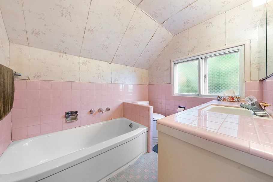 3041 St. Marys Avenue North Vancouver, BC - 25