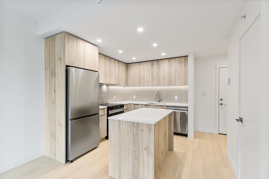 603 3596 Malsum Drive North Vancouver, BC - 8