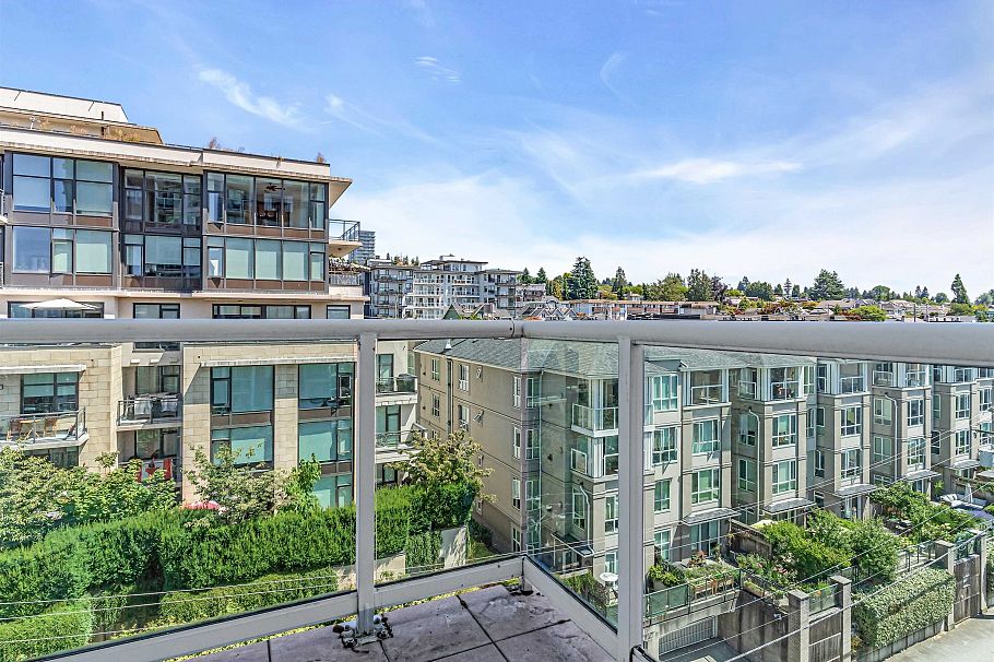 903 130 E 2nd Street North Vancouver, BC - 30