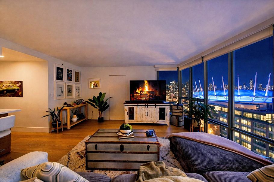 1901 930 Cambie Street Vancouver, BC - 1