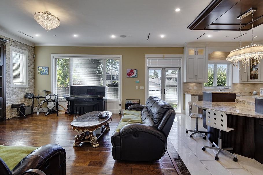 2168 W 16th Avenue Vancouver, BC - 15