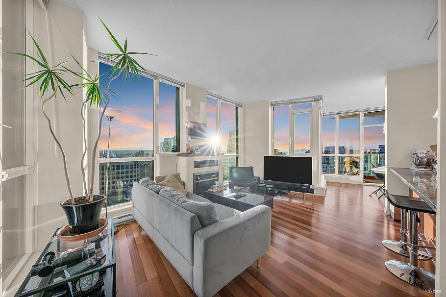 3404 1189 Melville Street Vancouver, BC - 1