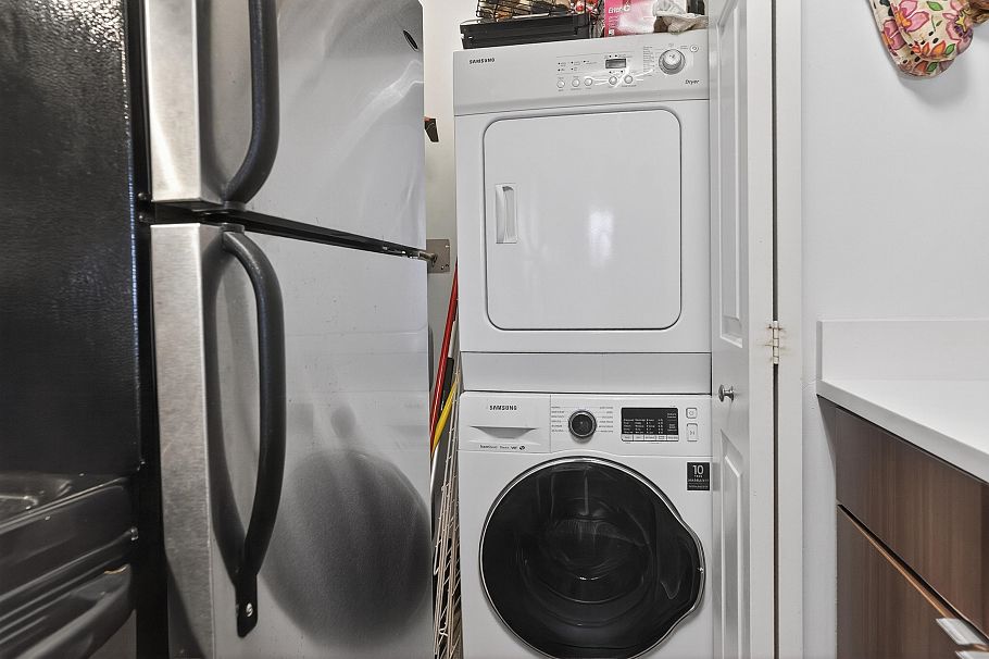 803 1833 Frances Street Vancouver, BC - 27