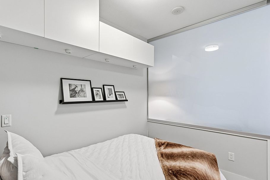 1006 111 E 13th Street North Vancouver, BC - 15