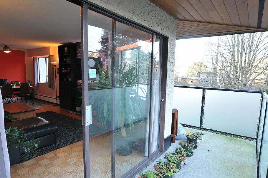 209 930 E 7th Avenue Vancouver, BC - 9