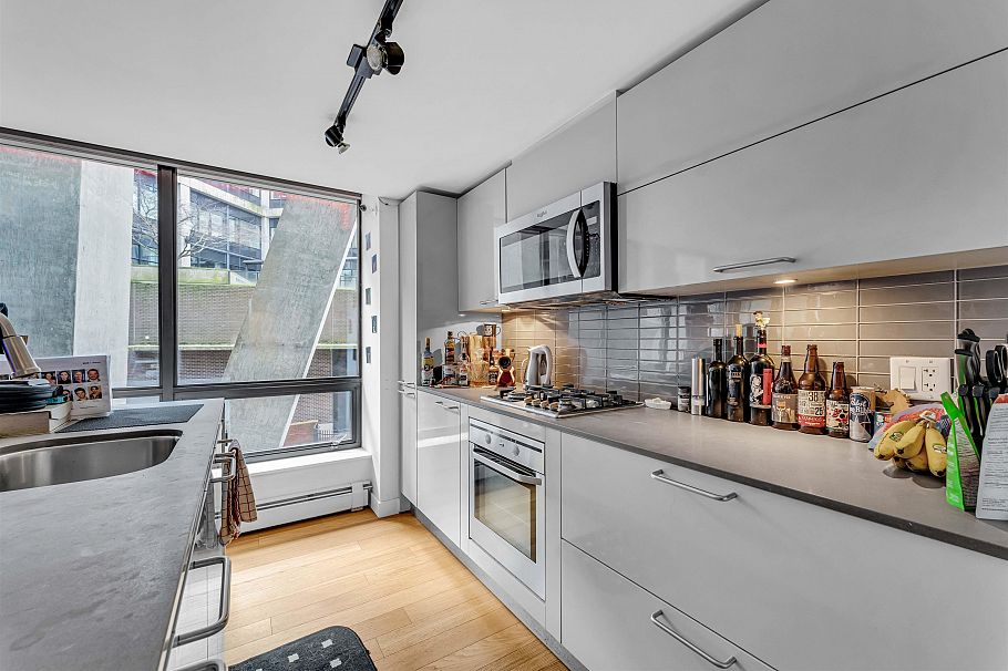 205 128 W Cordova Street Vancouver, BC - 5