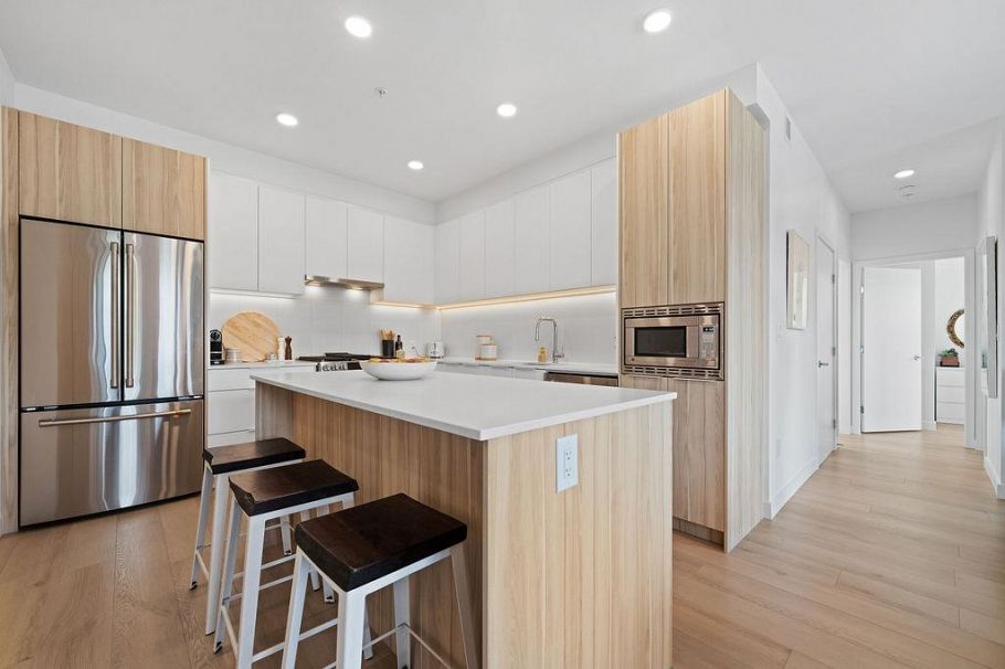 504 2450 Garden Drive Vancouver, BC - 7