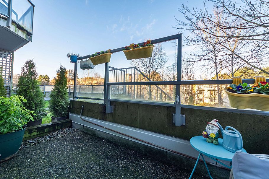 28 1345 W 4th Avenue Vancouver, BC - 24