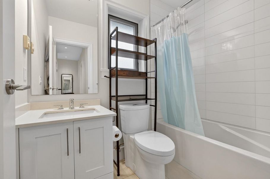 5685 Killarney Street Vancouver, BC - 21