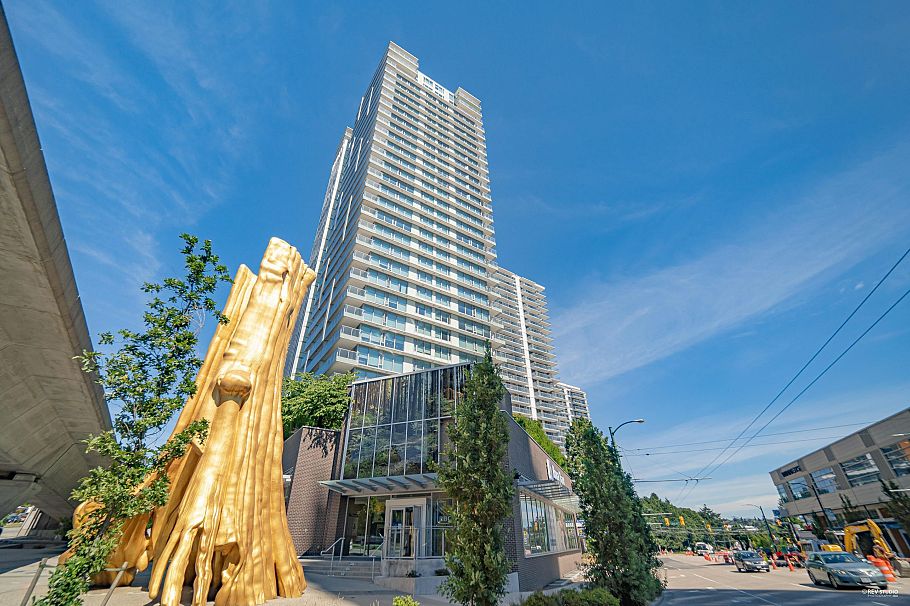 504 8131 Nunavut Lane Vancouver, BC - 1