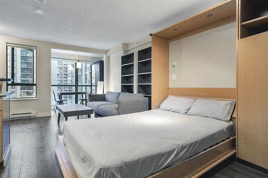 2010 939 Homer Street Vancouver, BC - 20