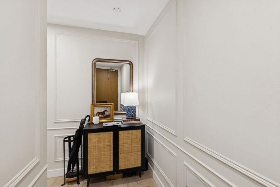 502 111 E 1st Avenue Vancouver, BC - 4