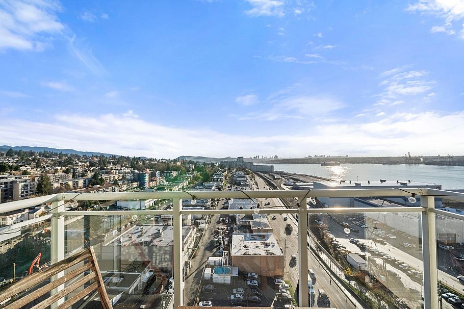 2102 188 E Esplanade Street North Vancouver, BC - 18