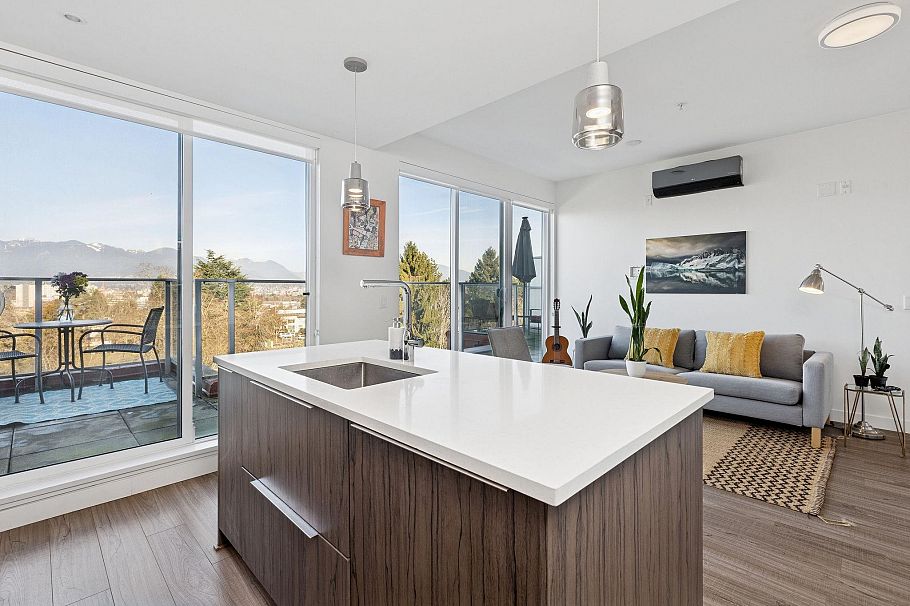 505 379 E Broadway Vancouver, BC - 5