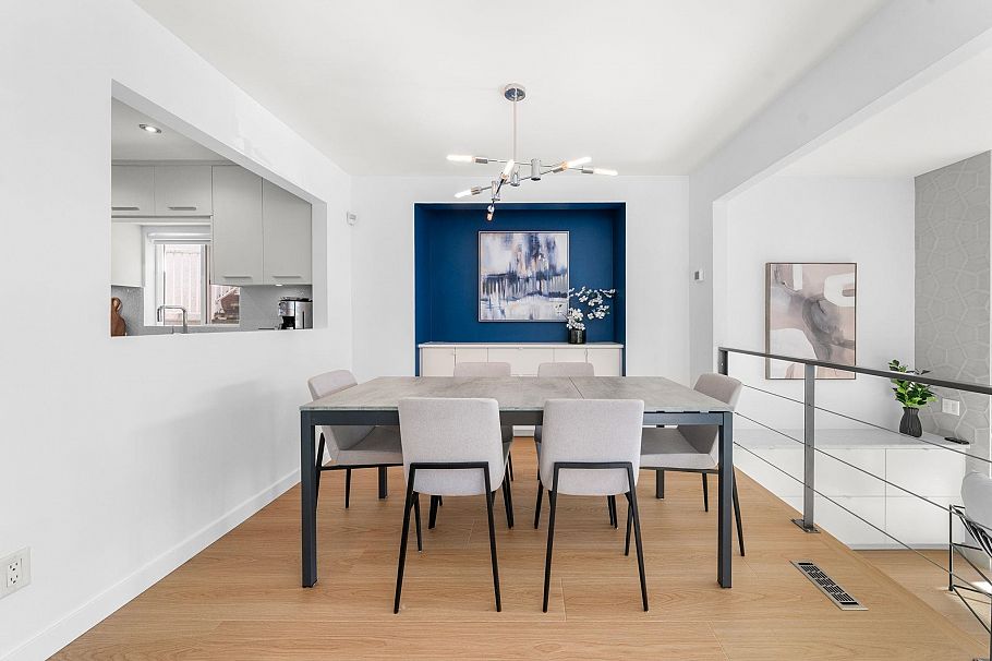 256 W 5th Street North Vancouver, BC - 10