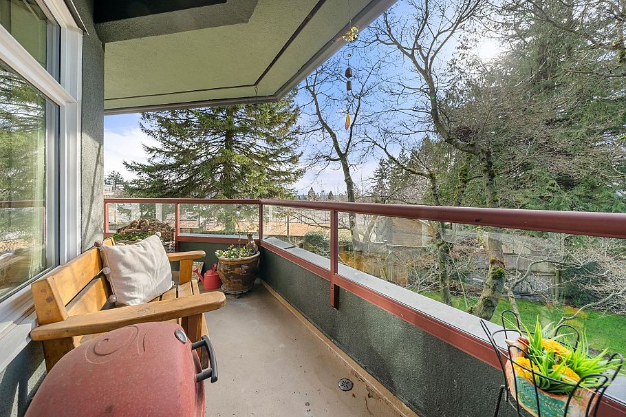 212 2800 Chesterfield Avenue North Vancouver, BC - 11