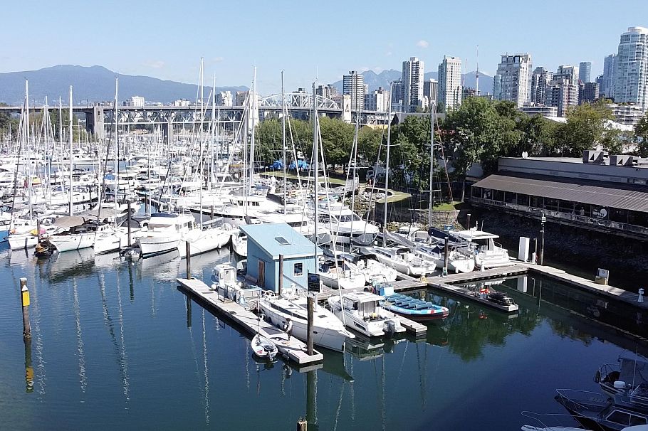 28 1345 W 4th Avenue Vancouver, BC - 33