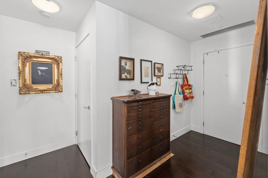 1804 1320 Chesterfield Avenue North Vancouver, BC - 24