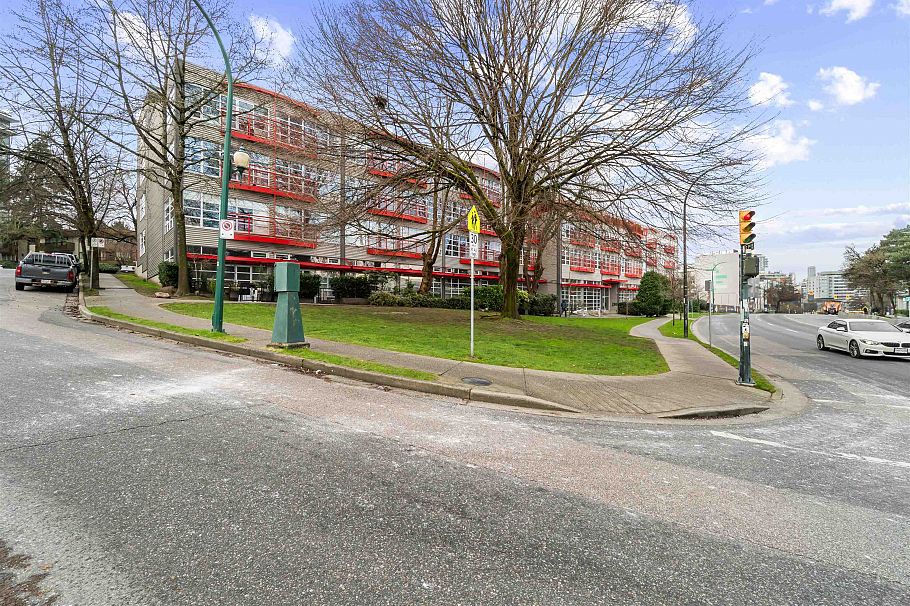 431 350 E 2nd Avenue Vancouver, BC - 3