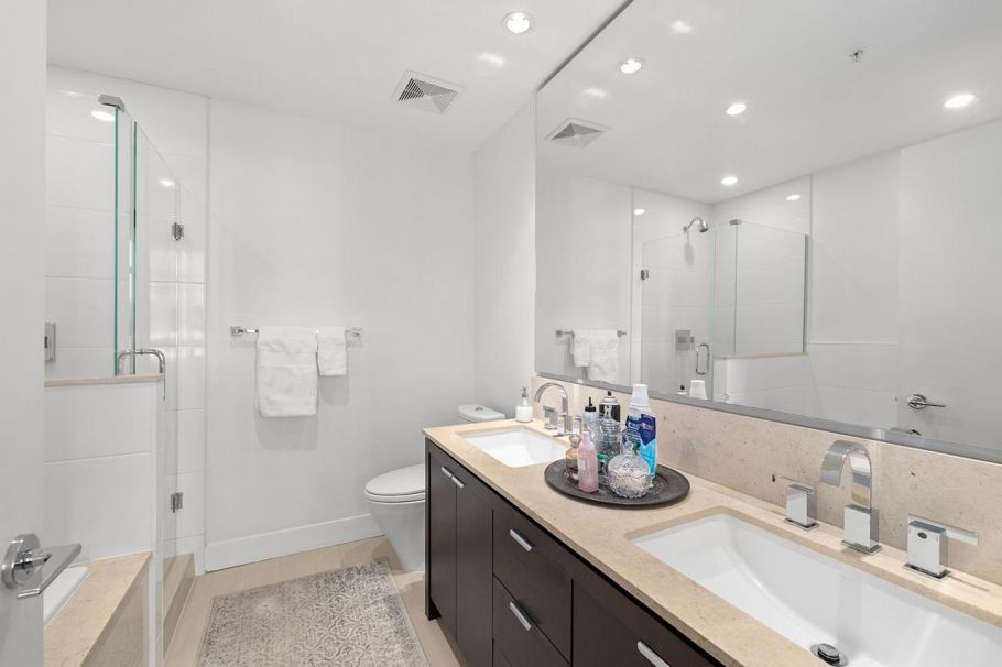 1804 1320 Chesterfield Avenue North Vancouver, BC - 19