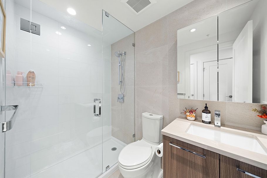 1307 8199 Capstan Way Richmond, BC - 11