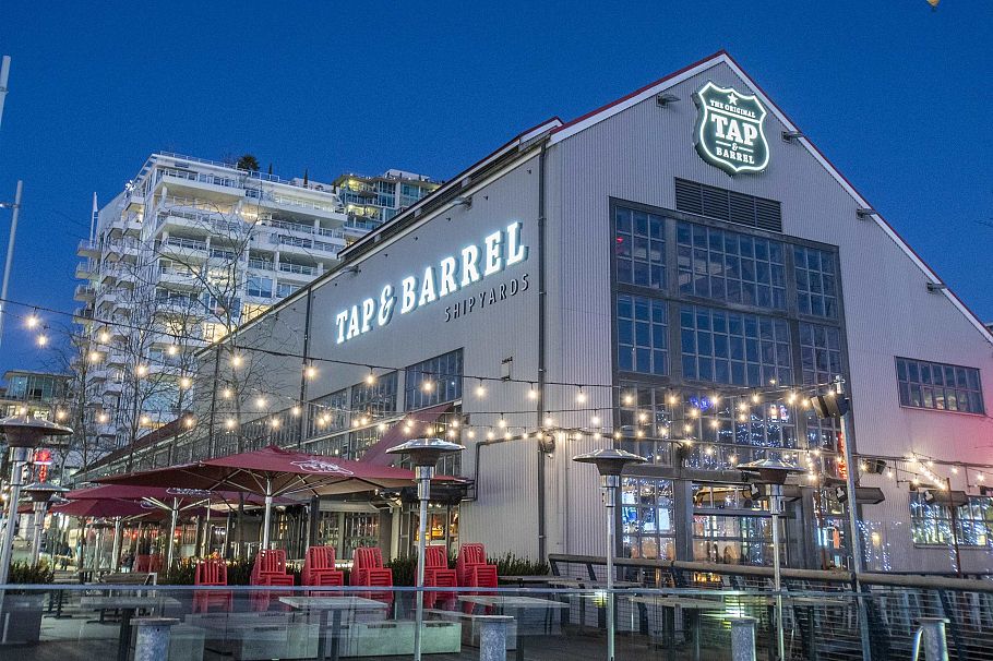 256 W 5th Street North Vancouver, BC - 38