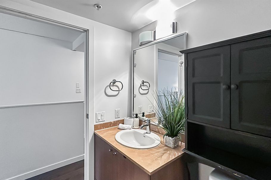 616 610 Granville Street Vancouver, BC - 16